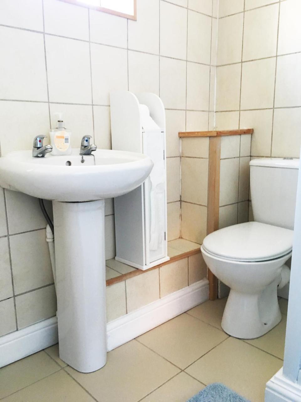 Hillside Bed And Breakfast Crediton Εξωτερικό φωτογραφία